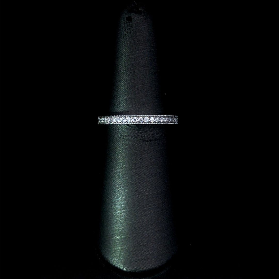 146465 - .15 ctw diamond band