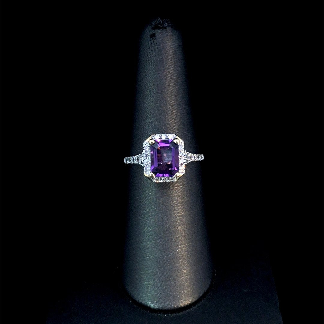 164132 - 1.70 ctw amethyst and diamond ring
