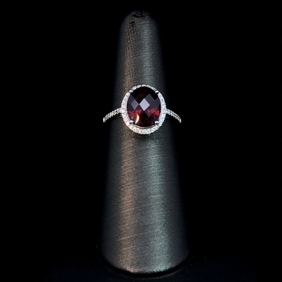 163349 - 3.52 ctw garnet and diamond ring