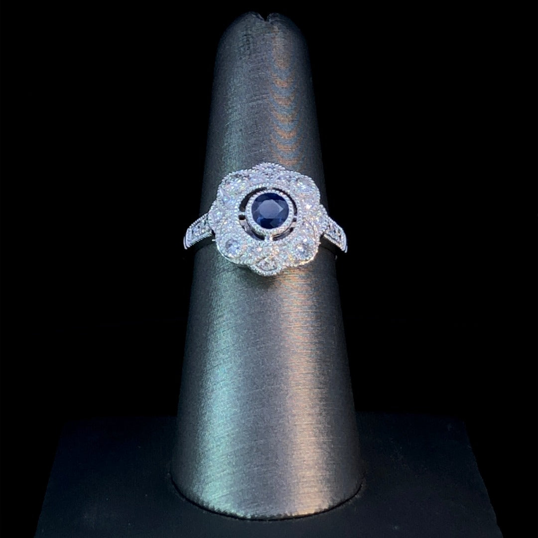 159941 - Sapphire and diamond ring