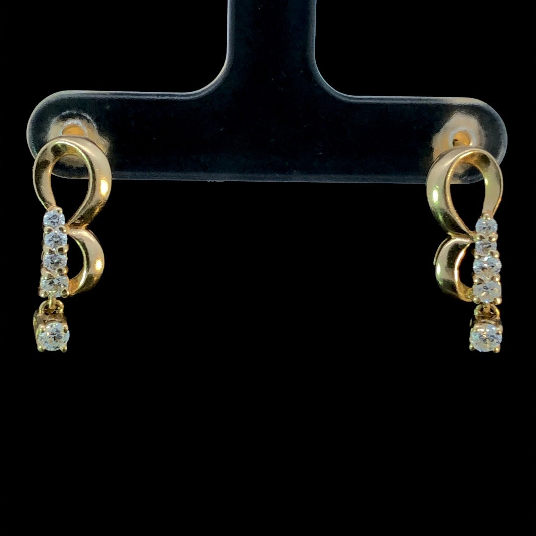 156333 - .56 ctw diamond earrings