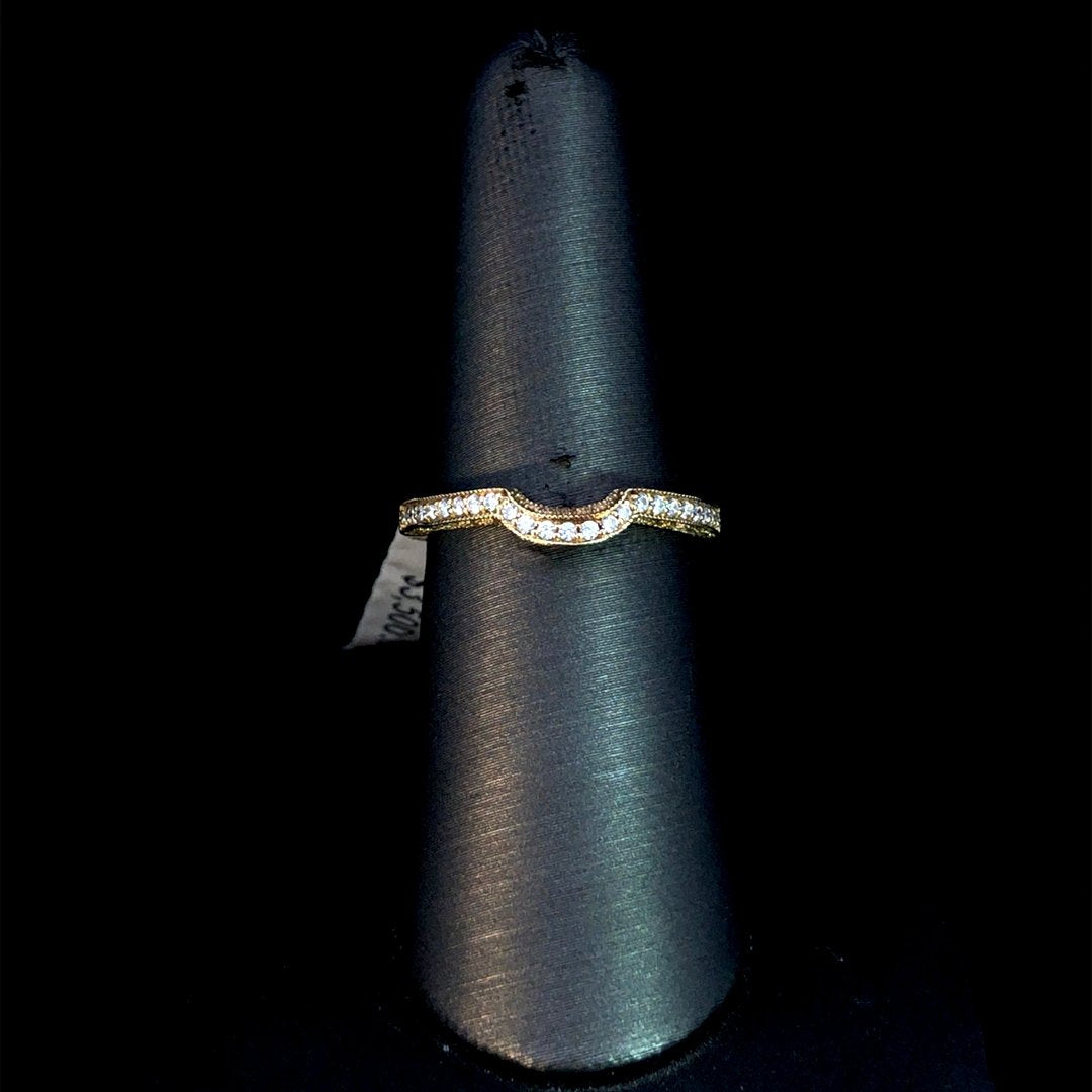 145466 - .15 ctw diamond band