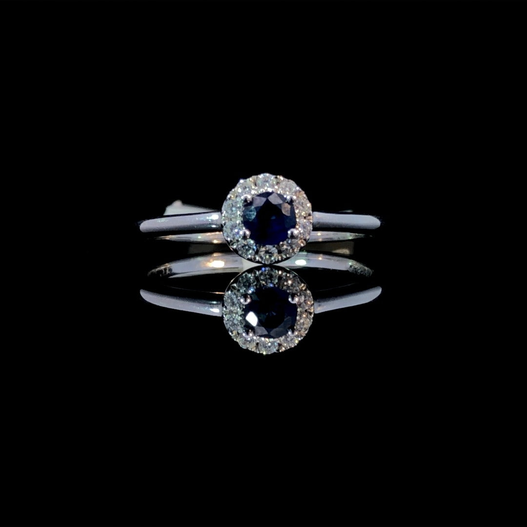 154145 - .39 ctw sapphire and diamond ring