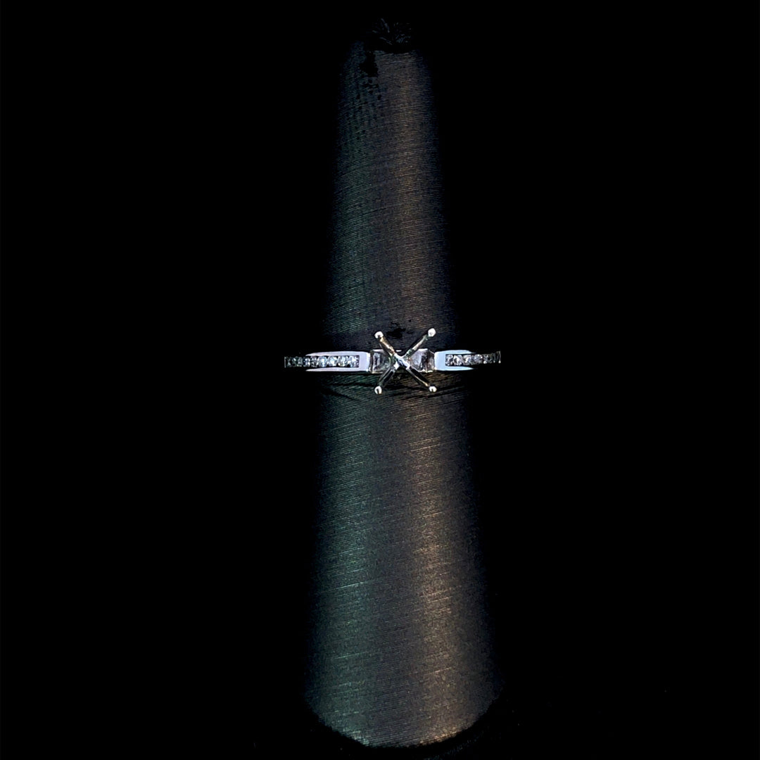 139338 - .15 ctw diamond semi mount