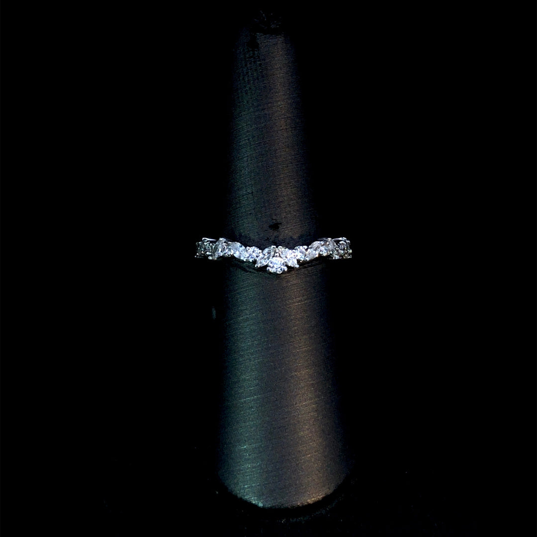 165454 - .58 ctw diamond band