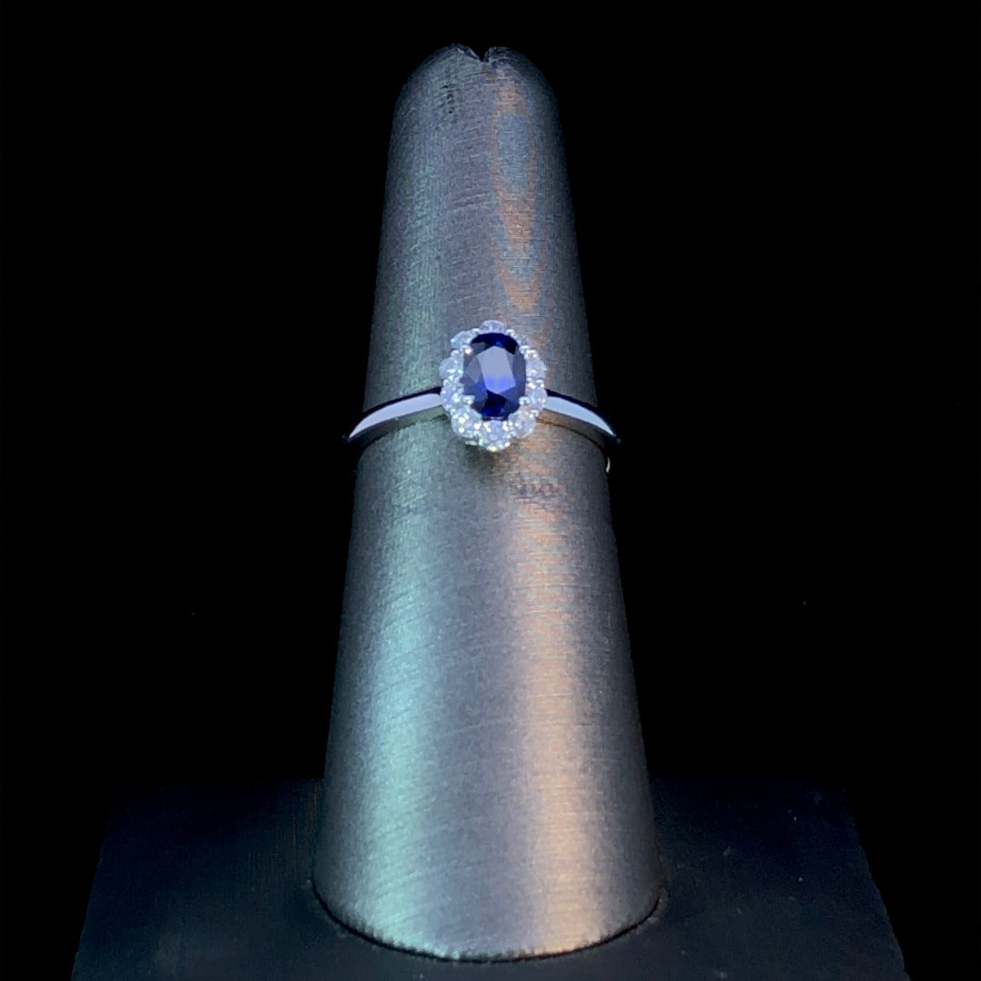 156852 - 1.00 ctw sapphire and diamond ring