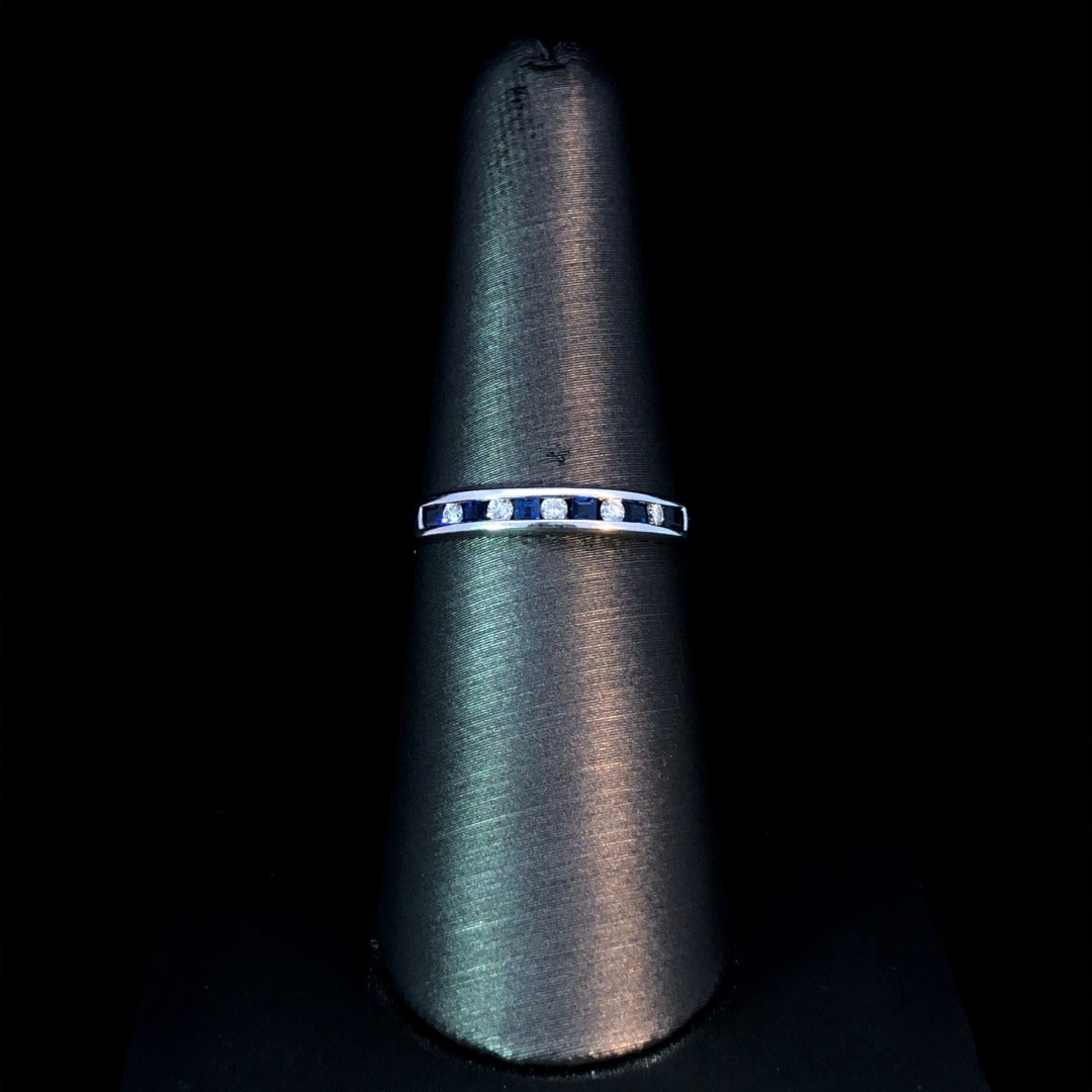 141378 - Sapphire and diamond band