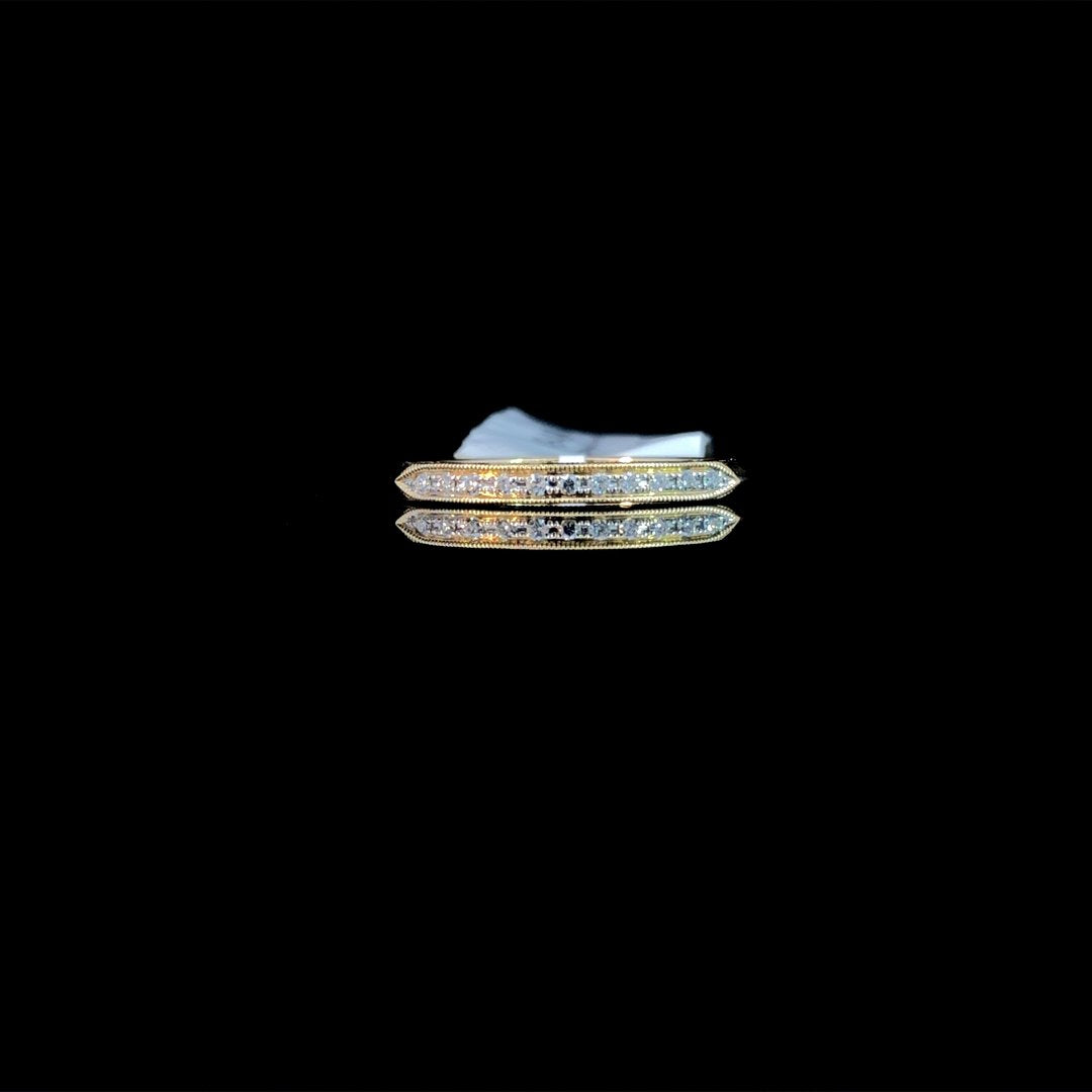 149496 - .04 ctw diamond band