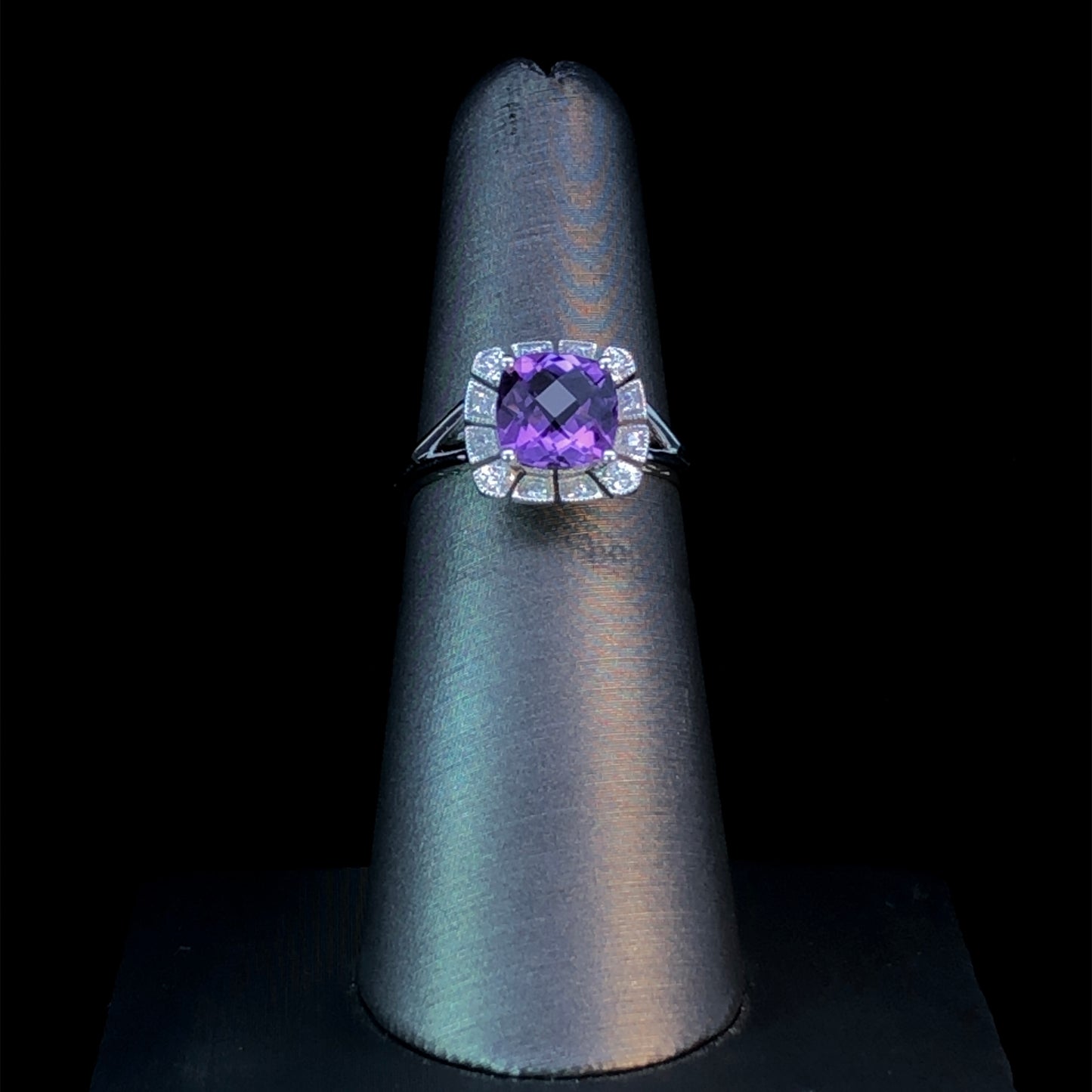 157652 - 1.45 ctw amethyst and diamond ring