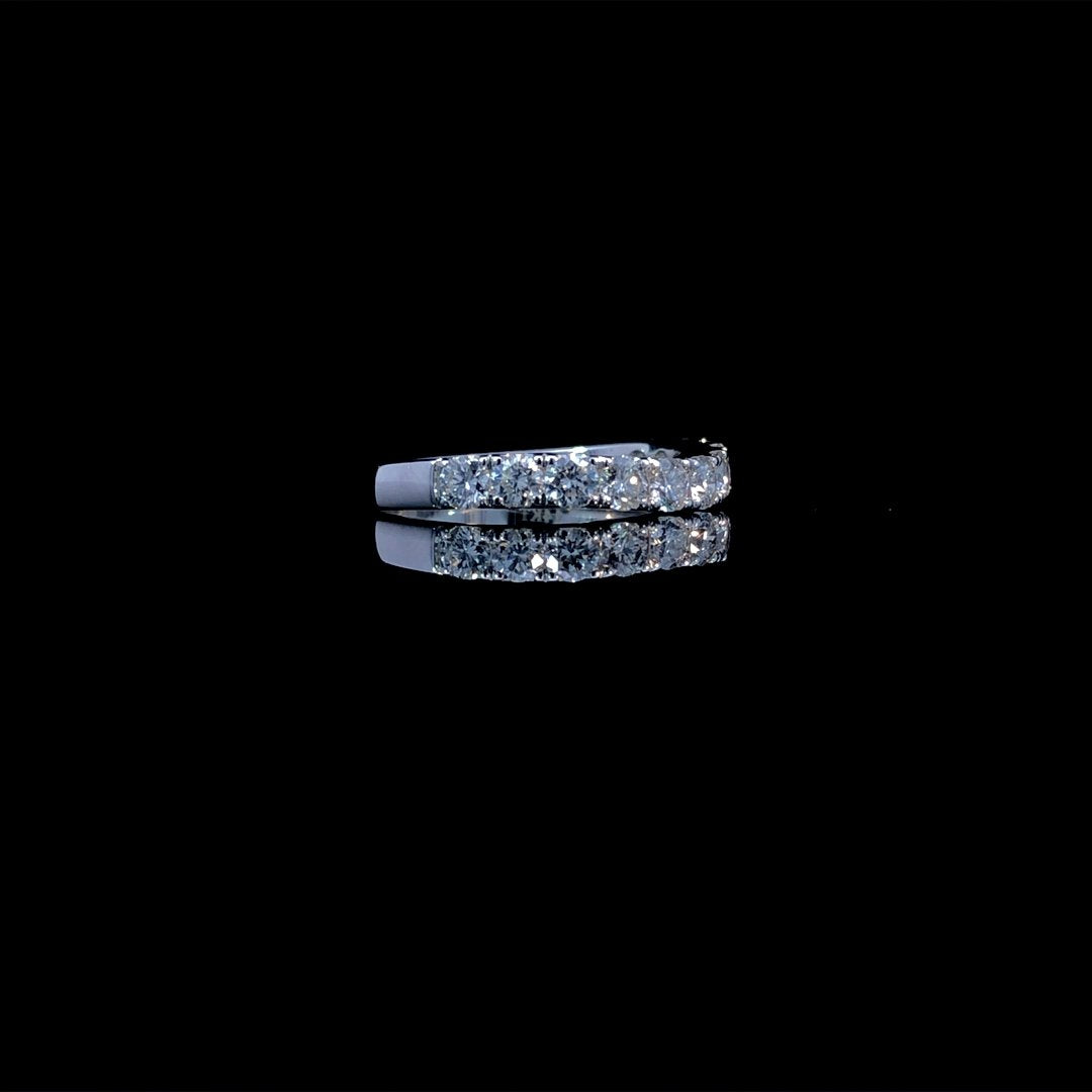 164166 - 1.00 ctw diamond band
