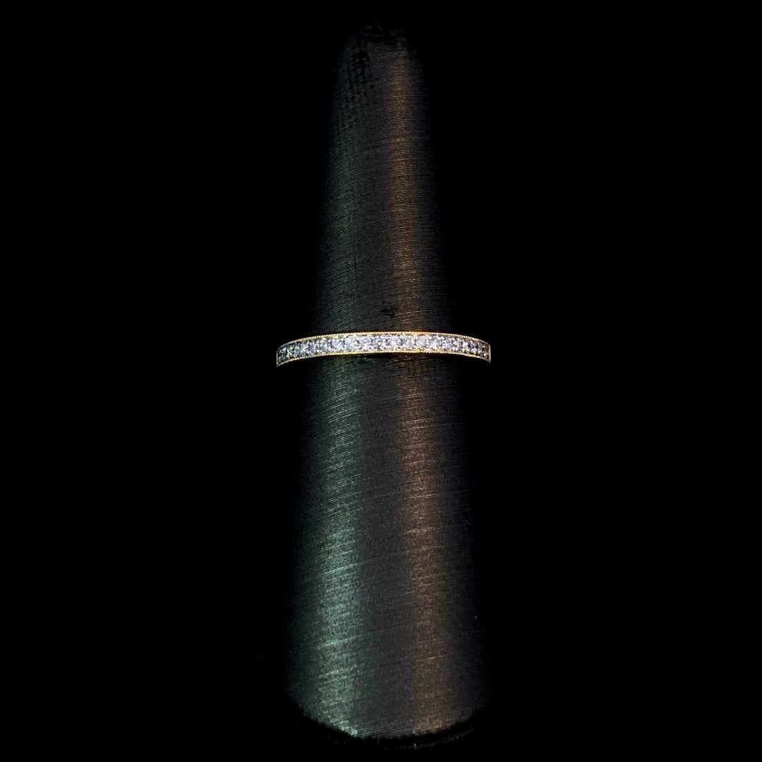 153026 - .14 ctw diamond band