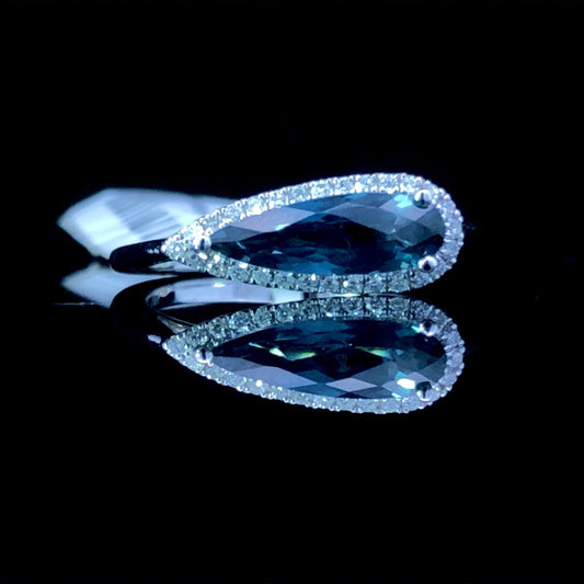 157659 - 1.13 ctw blue topaz and diamond ring