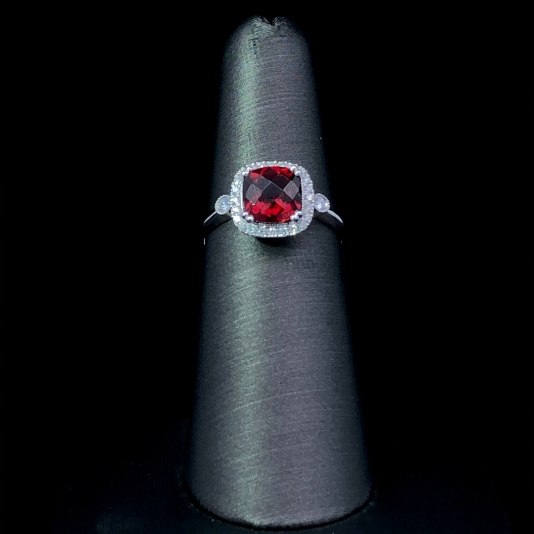 160098 - 2.13 ctw garnet and diamond ring