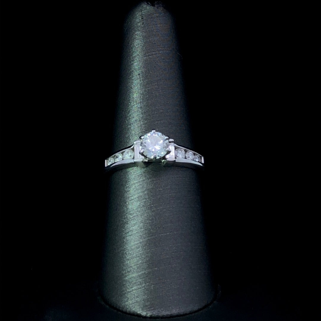 157156 - 1.03 ctw diamond ring
