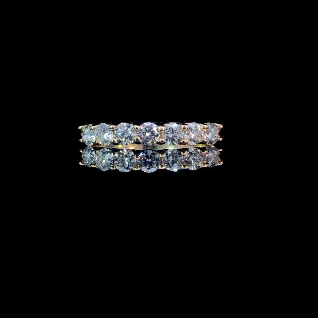 164988 - .76 ctw diamond band