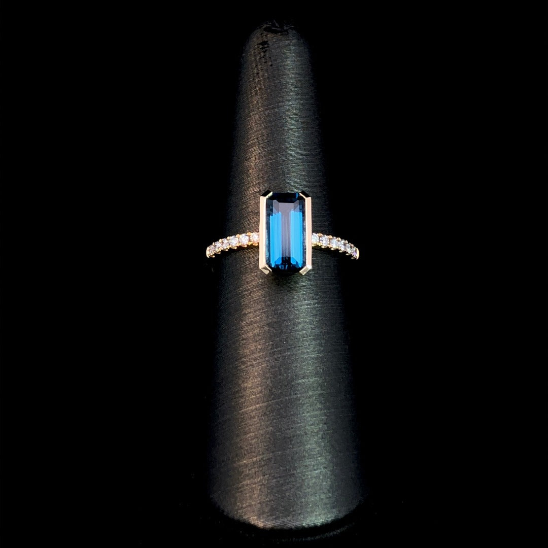 163348 - 2.11 ctw blue topaz and diamond ring