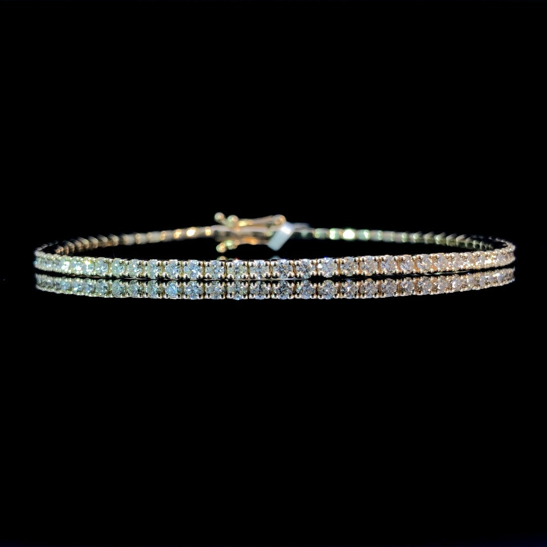 160543 - 2.58 ctw diamond bracelet