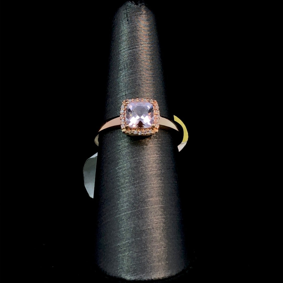 147110 - .93 ctw morganite and diamond ring