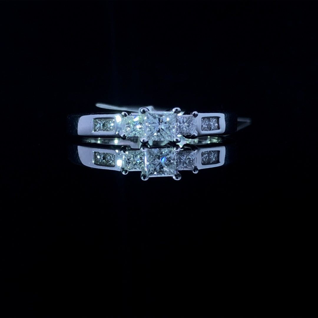 158775 - .50 ctw diamond ring
