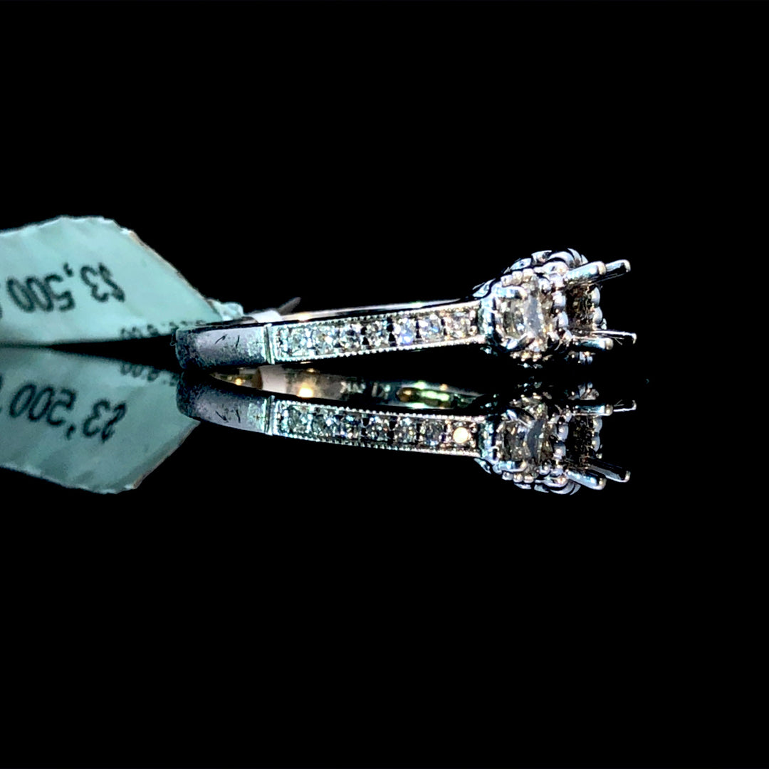136523 - .39 ctw diamond semi mount