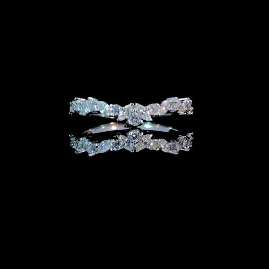 165454 - .58 ctw diamond band