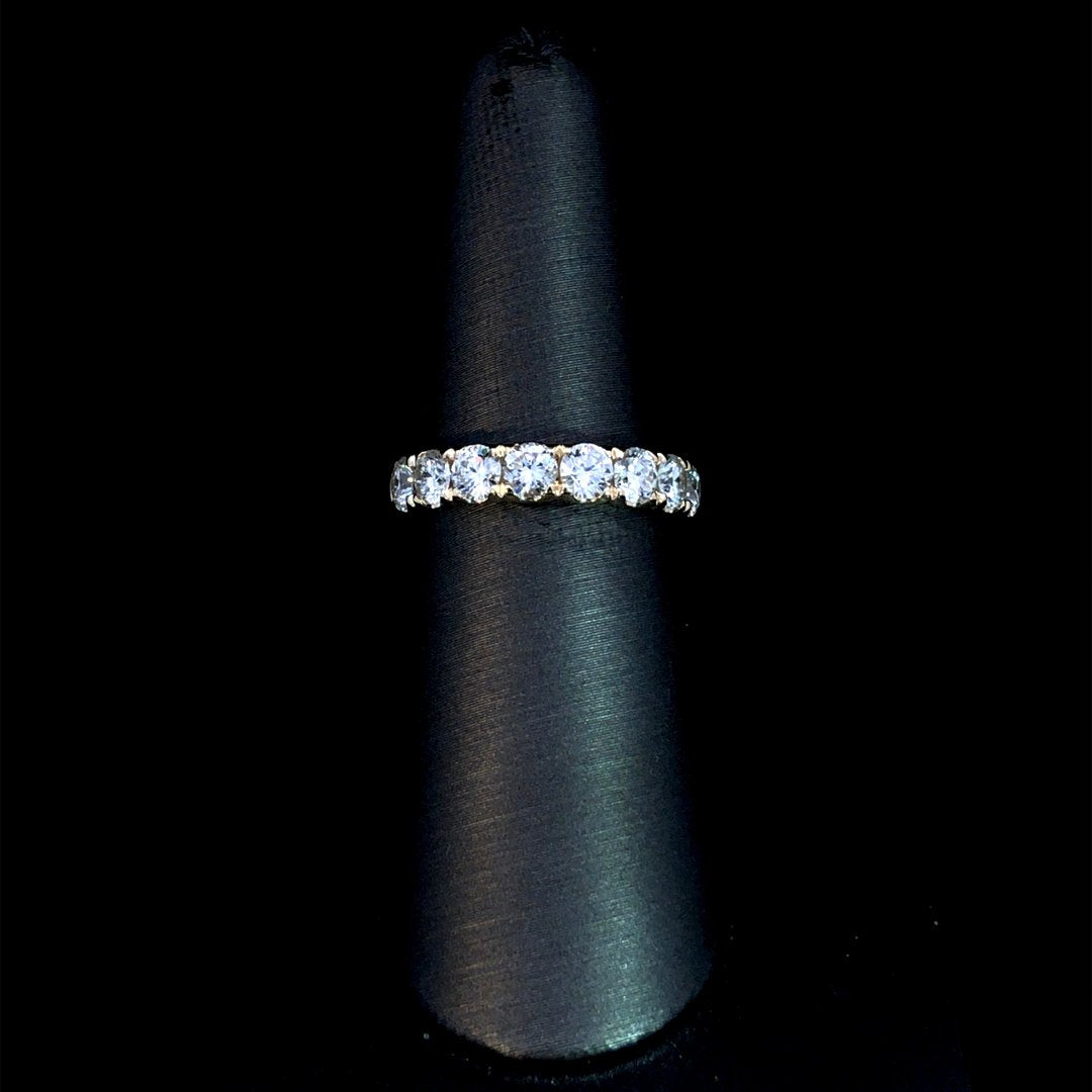 164008 - 1.40 ctw diamond band