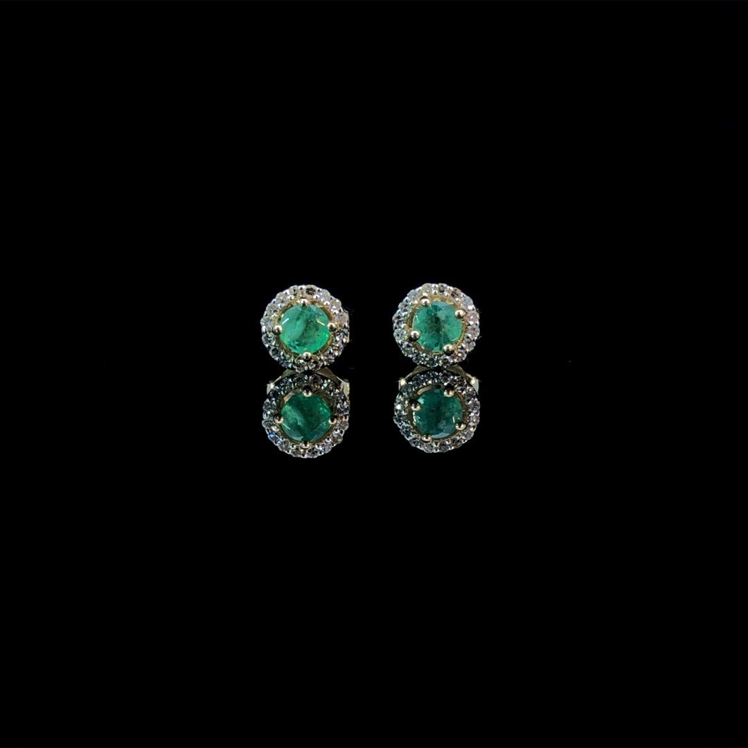 164016 - Emerald and diamond earrings