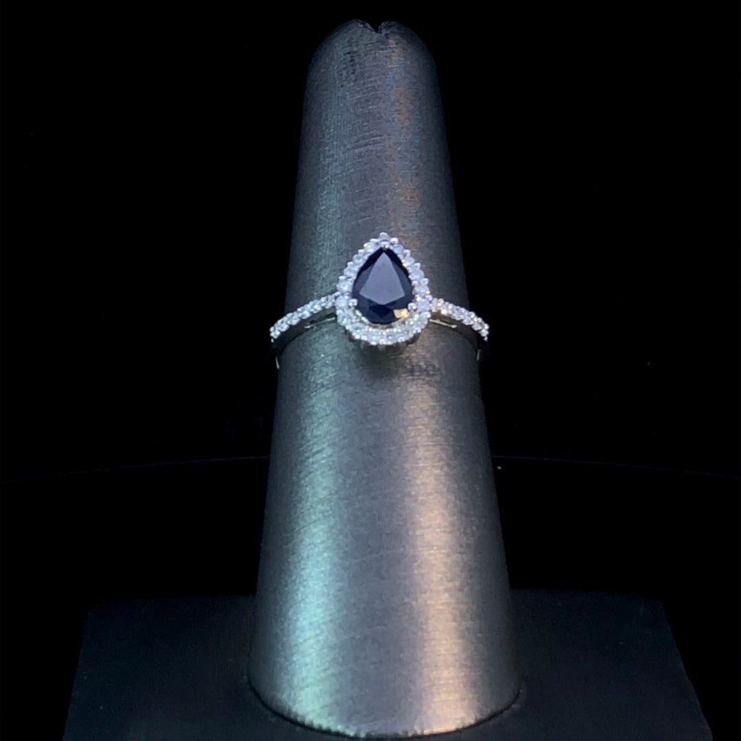 159924 - .75 ctw sapphire and diamond ring