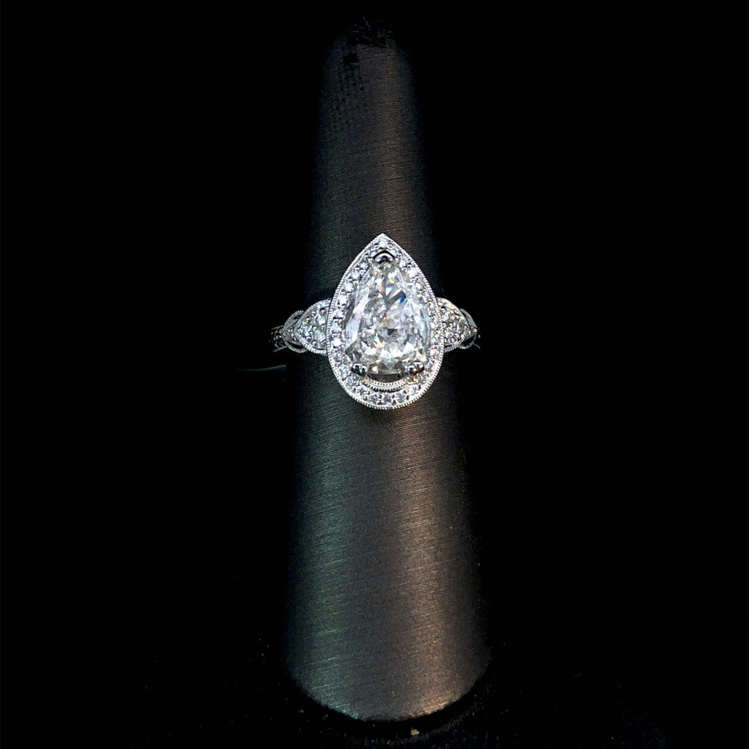164624 - 2.07 ctw diamond ring
