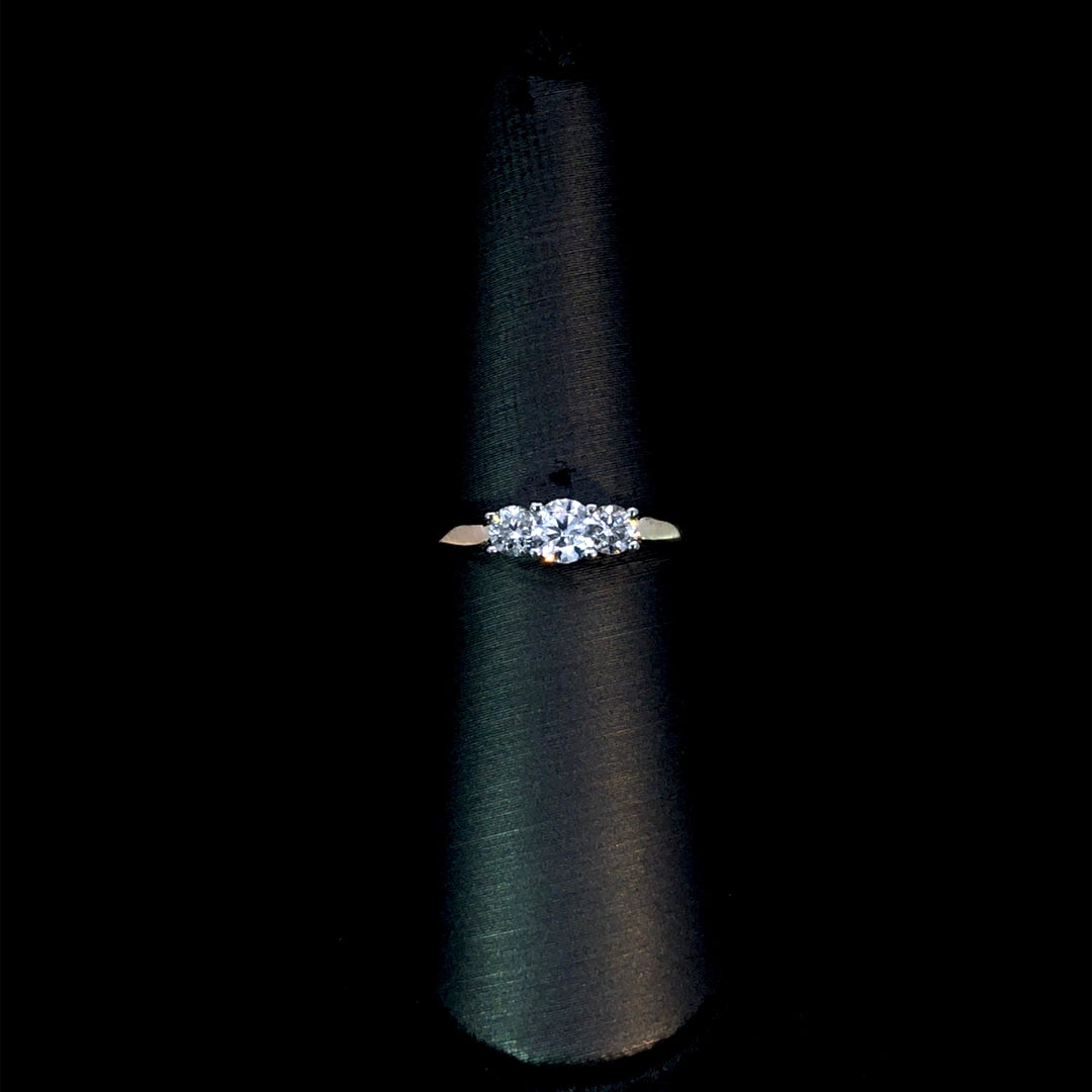165579 - .47 ctw diamond ring