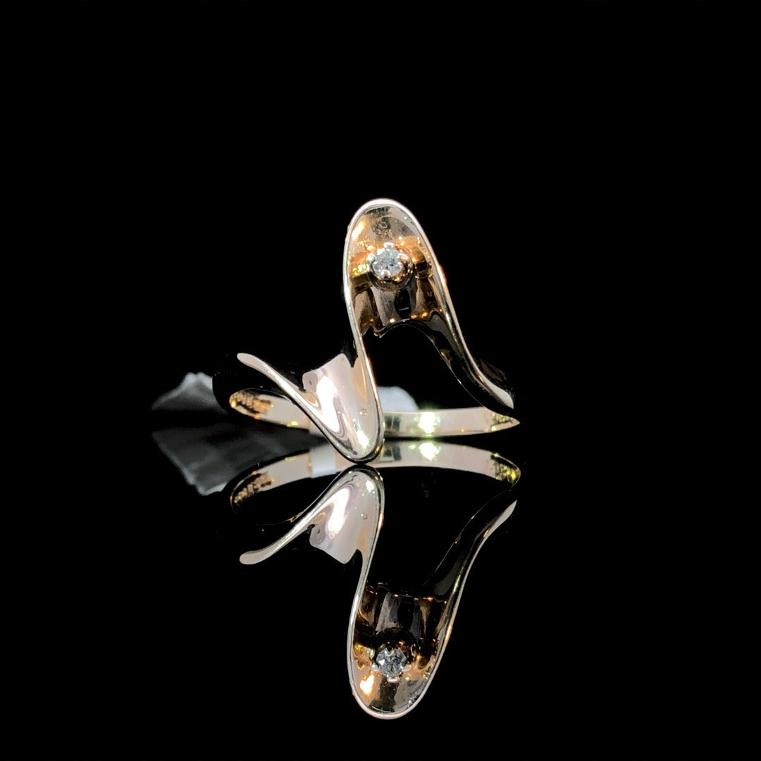 113205 - .02 ctw diamond ring