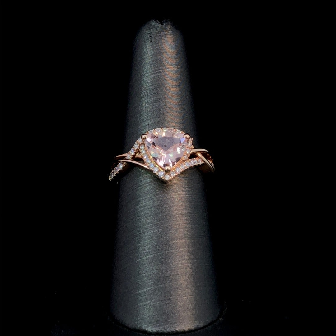 160383 - 1.45 ctw morganite and diamond ring