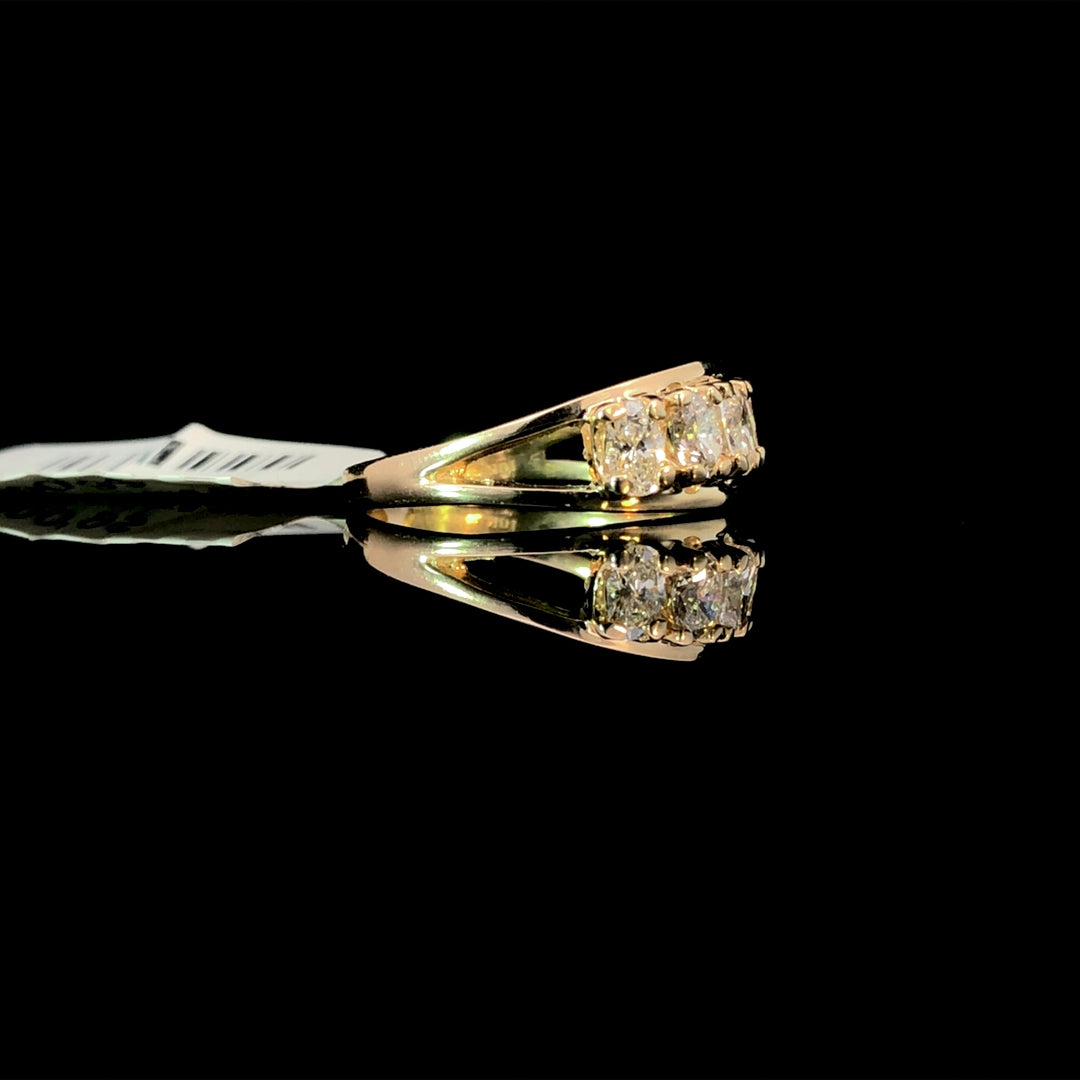 164591 - 1.07 ctw diamond ring