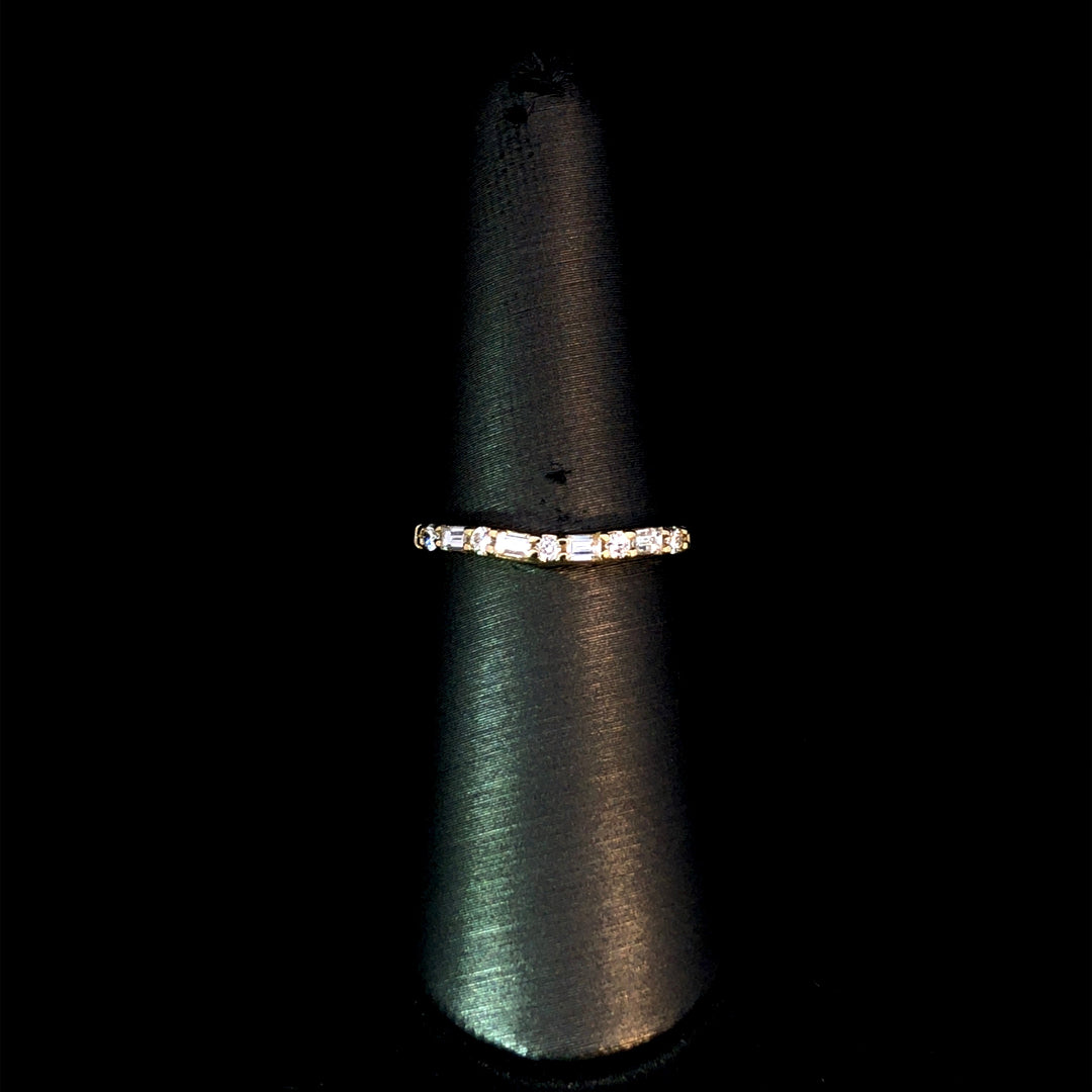 162517 - .30ctw diamond band