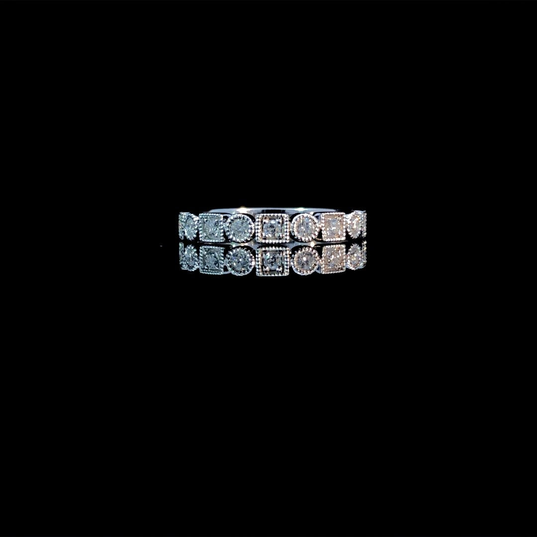 164298 - .25 ctw diamond band