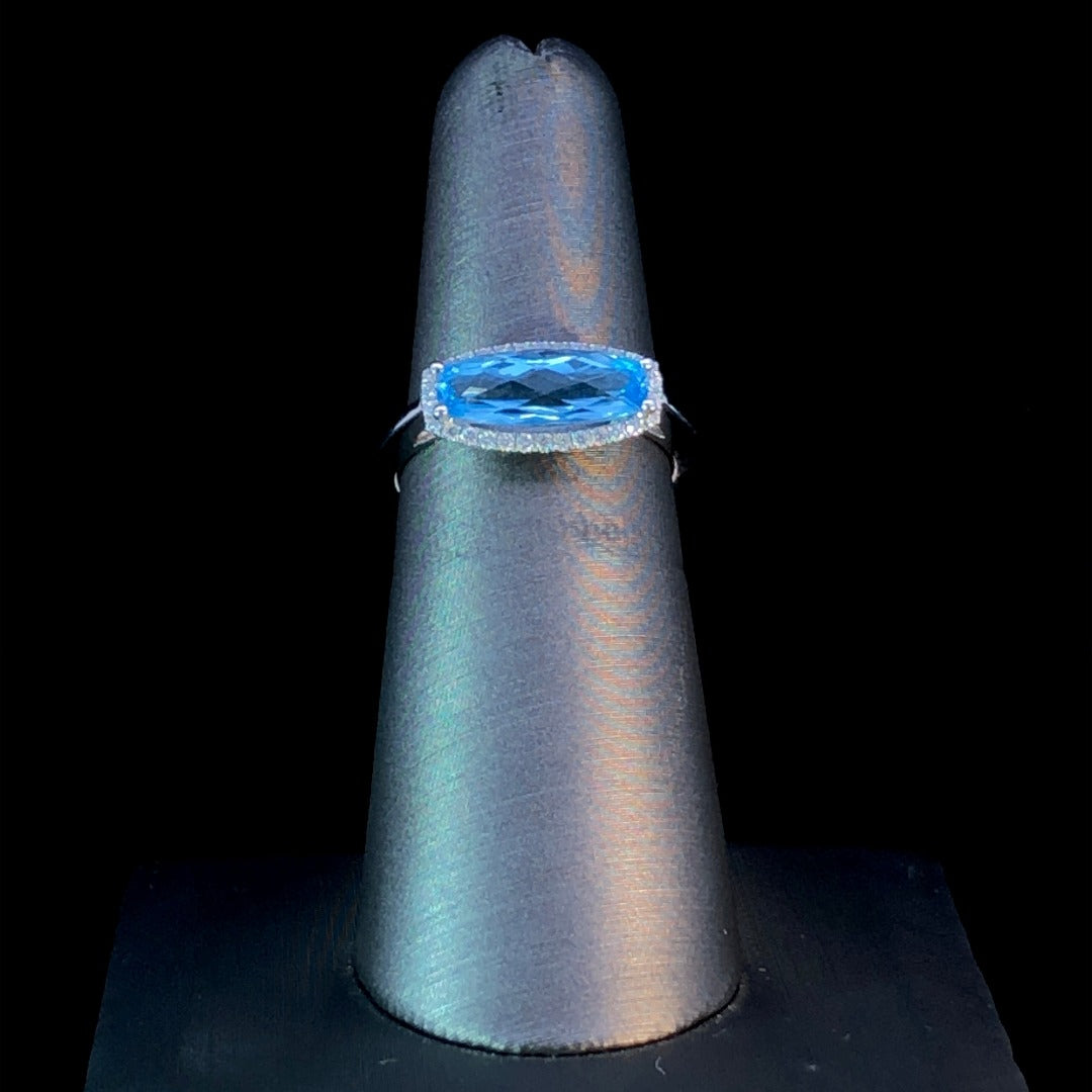 157688- 2.15 ctw blue topaz and diamond ring