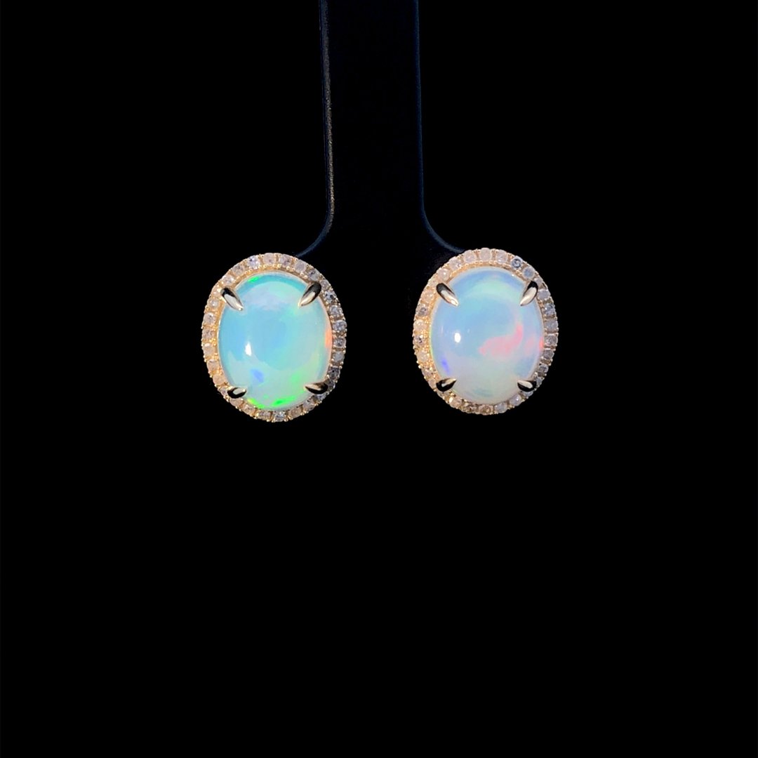 164020 - Opal and diamond earrings
