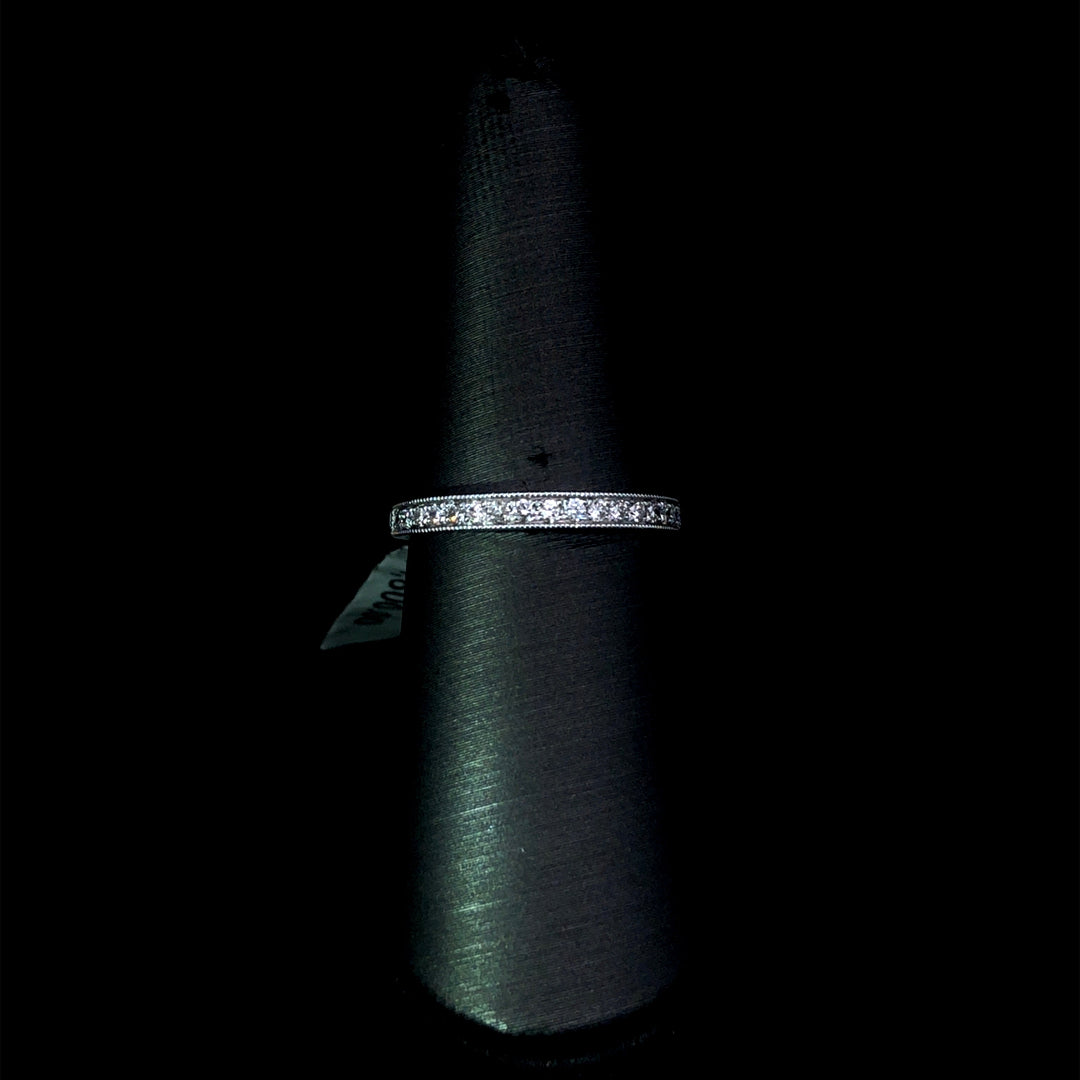 160925 - .25 ctw diamond band