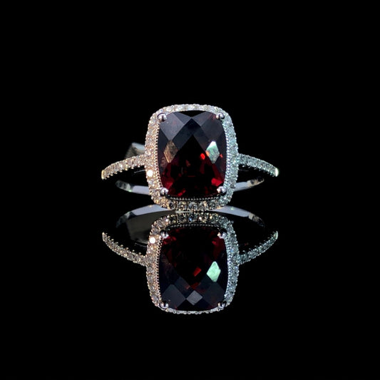 163345 - 3.12 ctw garnet and diamond ring