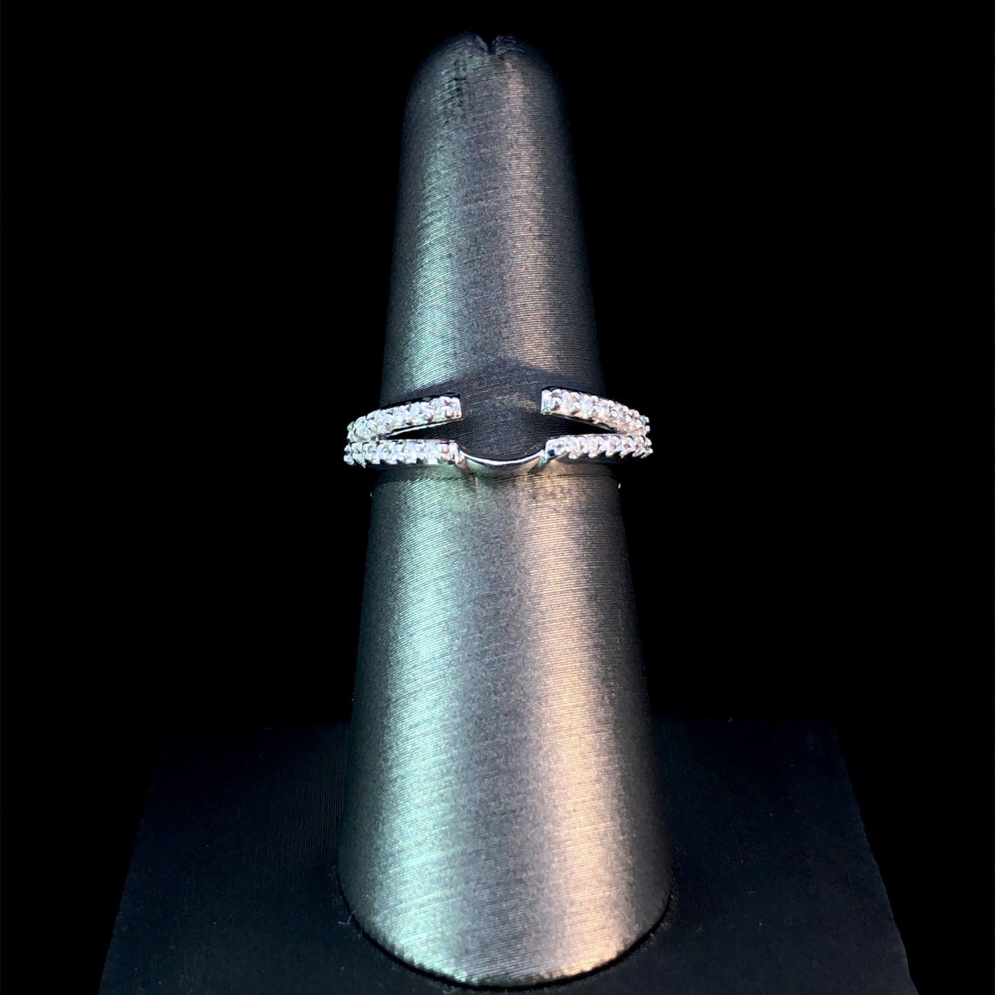 133574 - .19 ctw diamond ring wrap