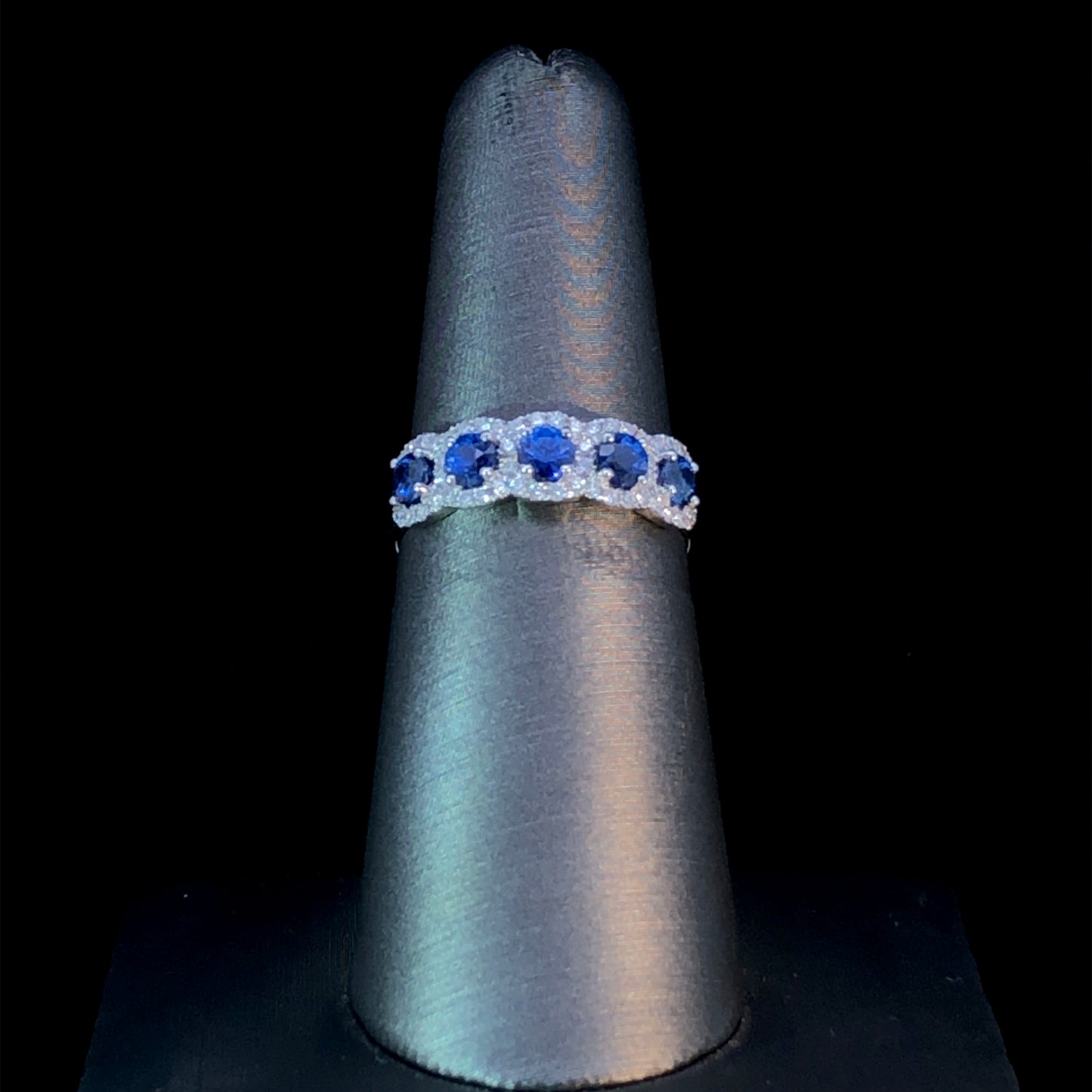 158582 - 1.57 ctw sapphire and diamond ring