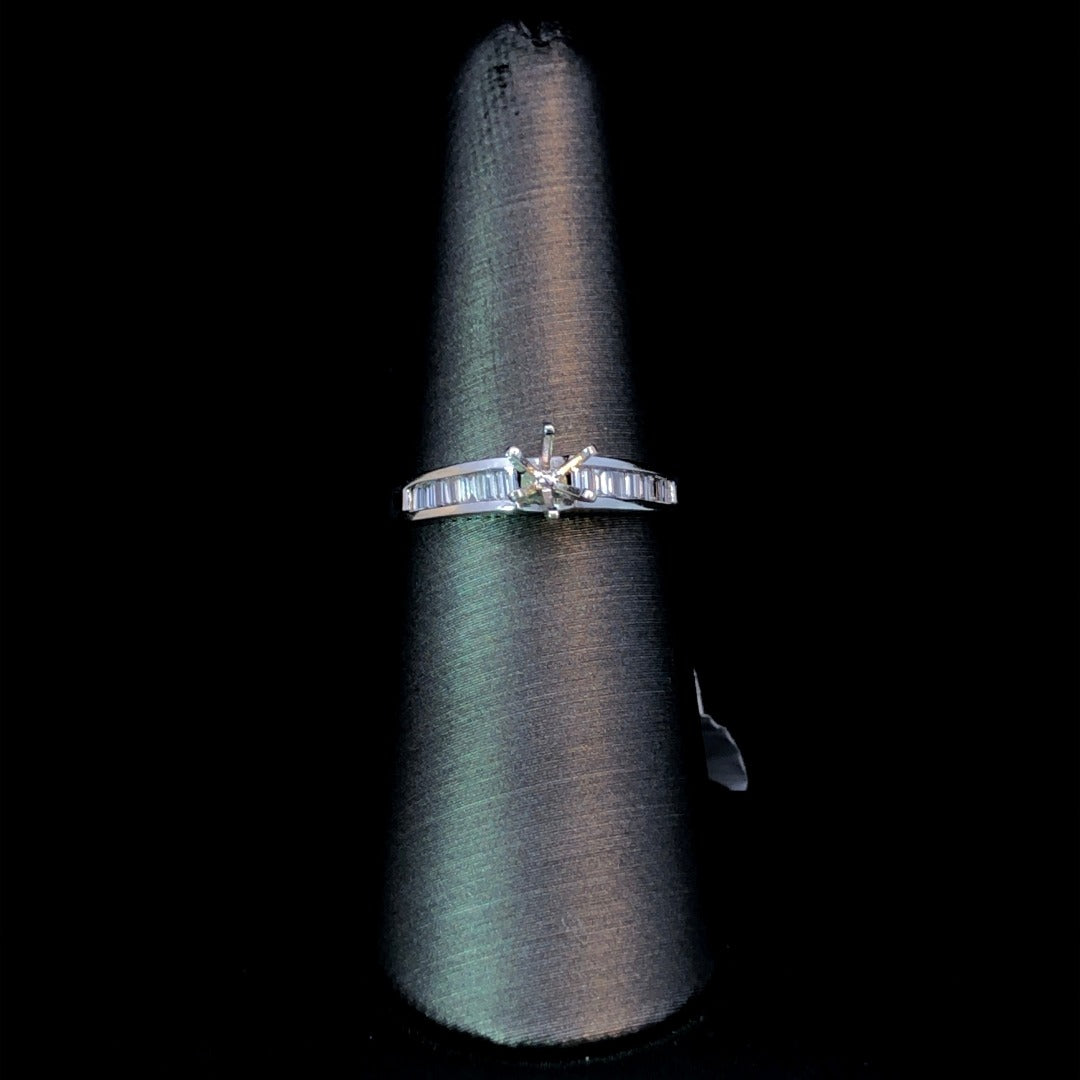 114216 - .28 ctw diamond semi mount