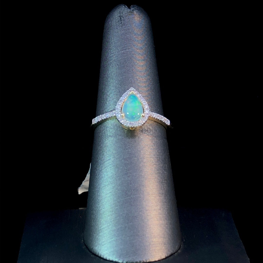 159444 - .10 ctw Diamond and Opal ring