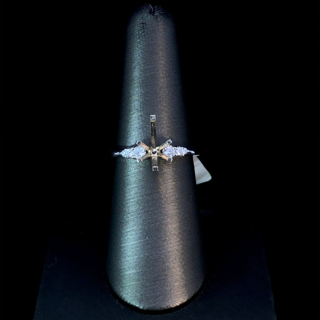 147932 - .25 ctw diamond semi mount