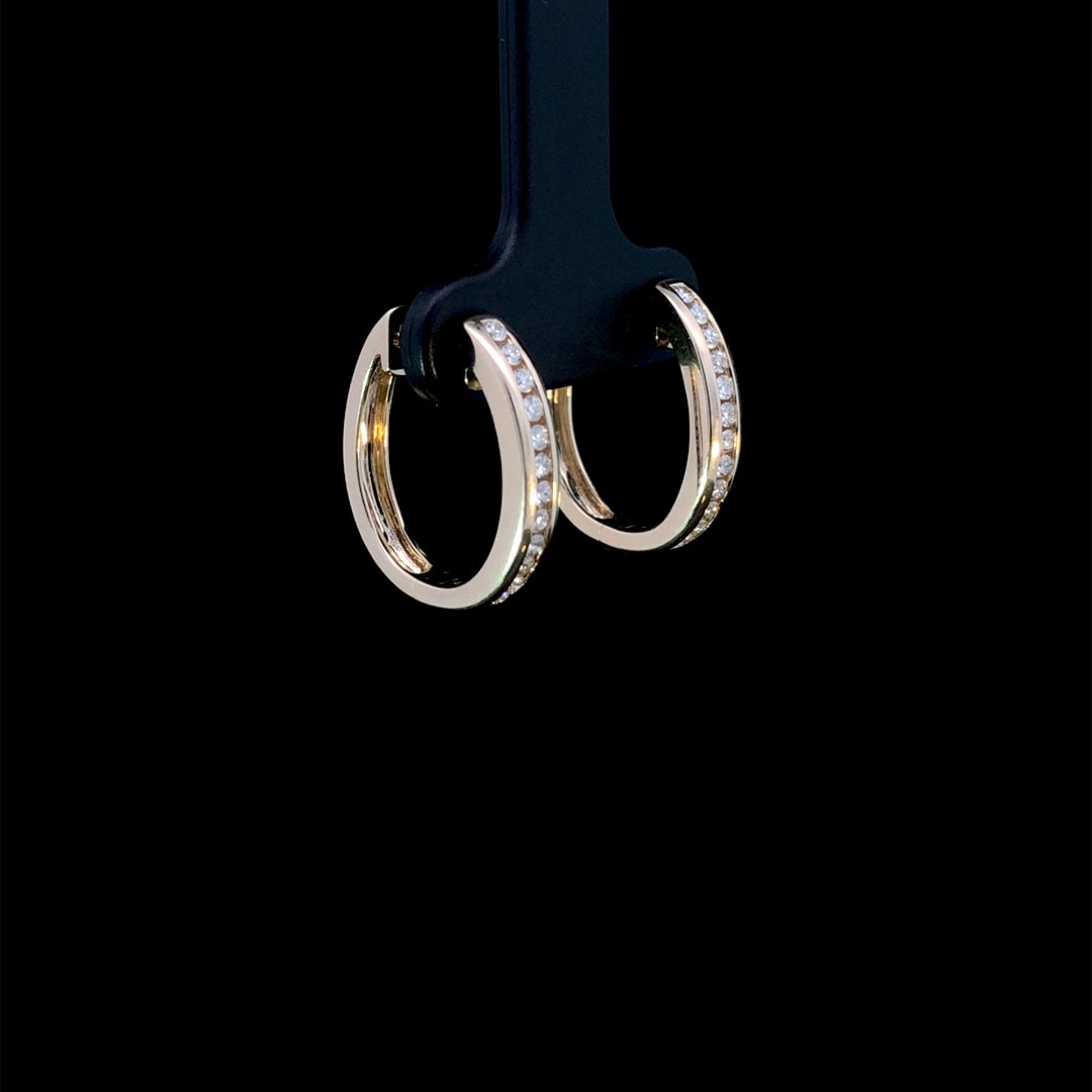 163880 - .33 ctw diamond hoops