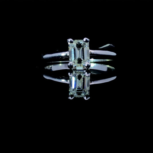 123371 - .98 ct diamond ring