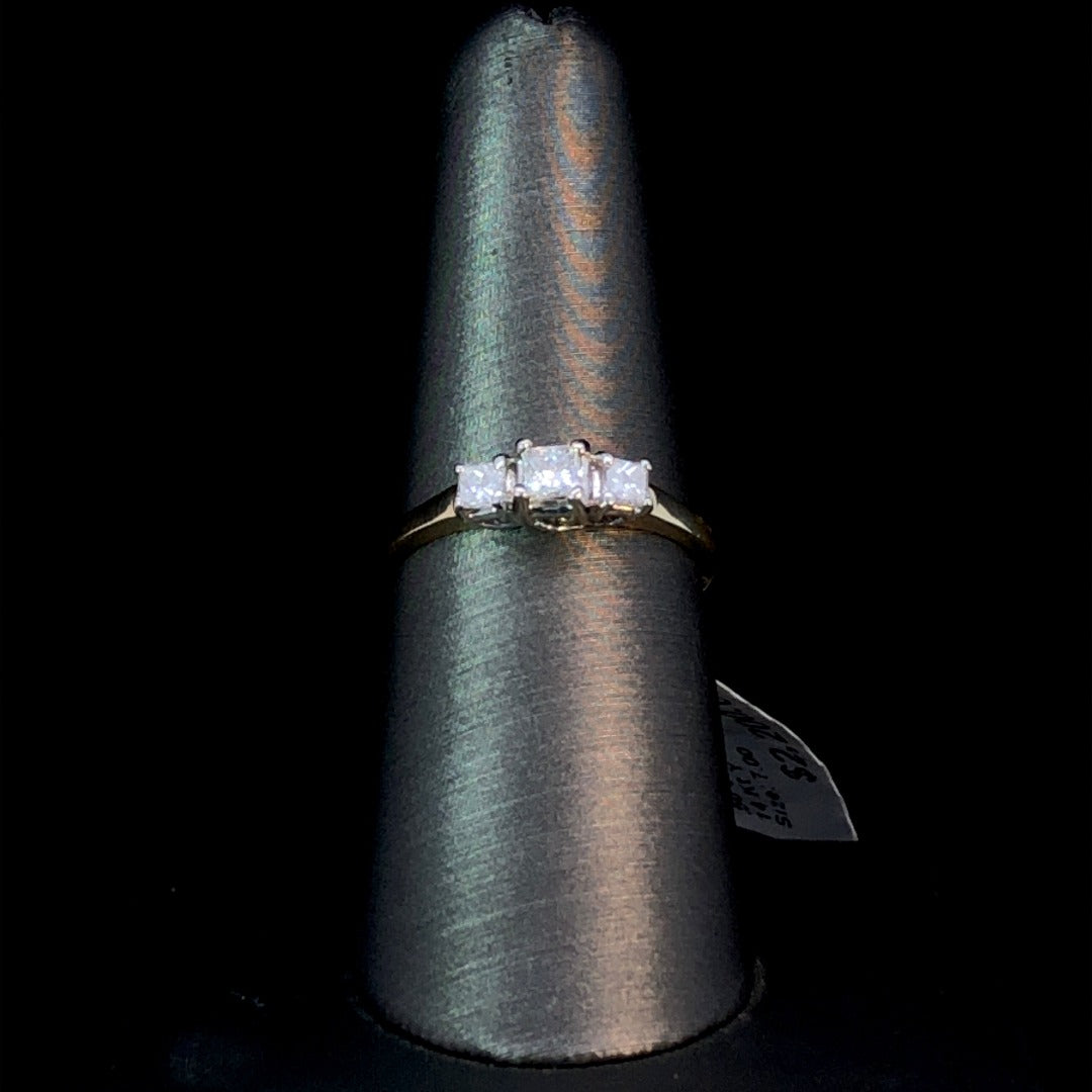 123065 - .50 ctw diamond ring