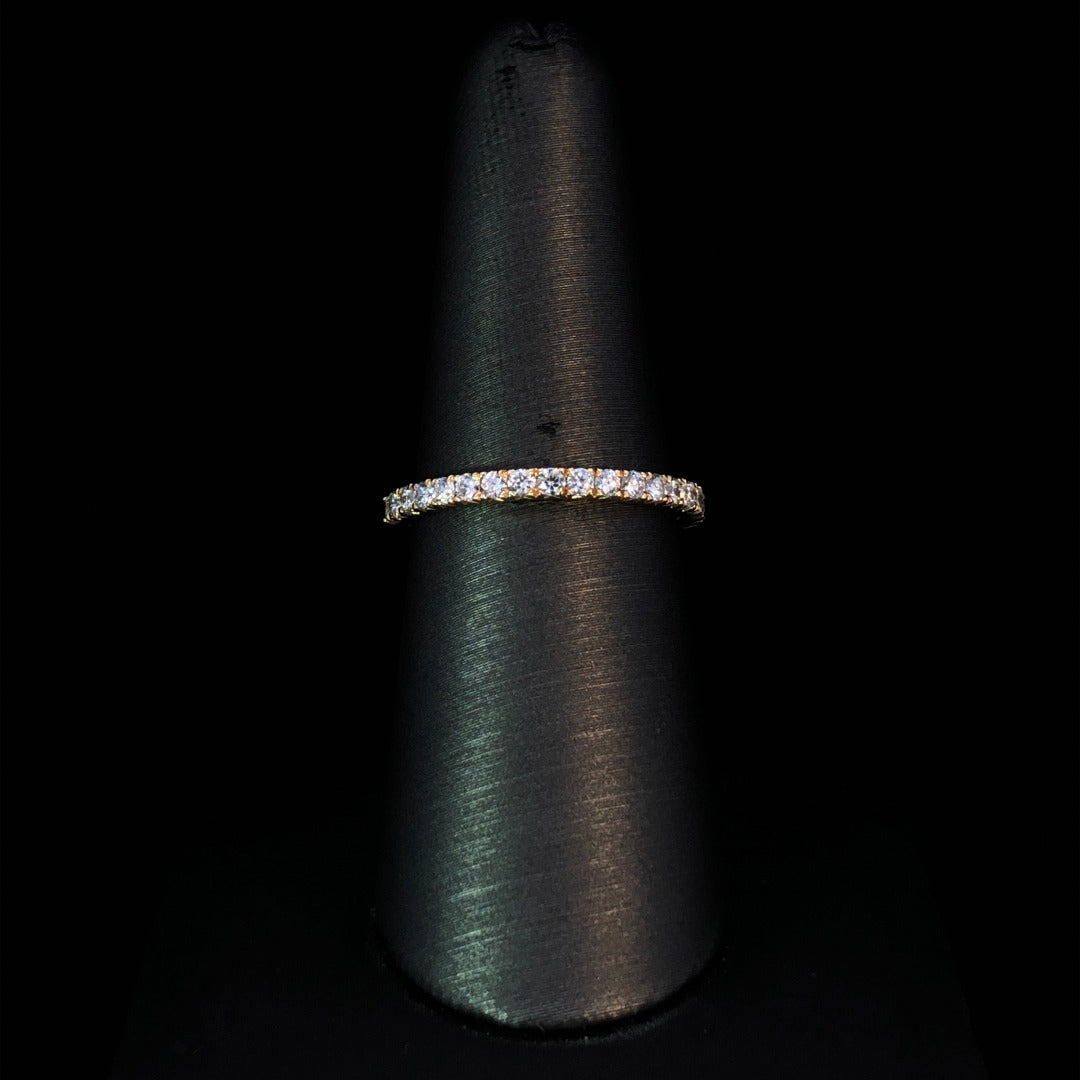 162602 - .39 ctw diamond band
