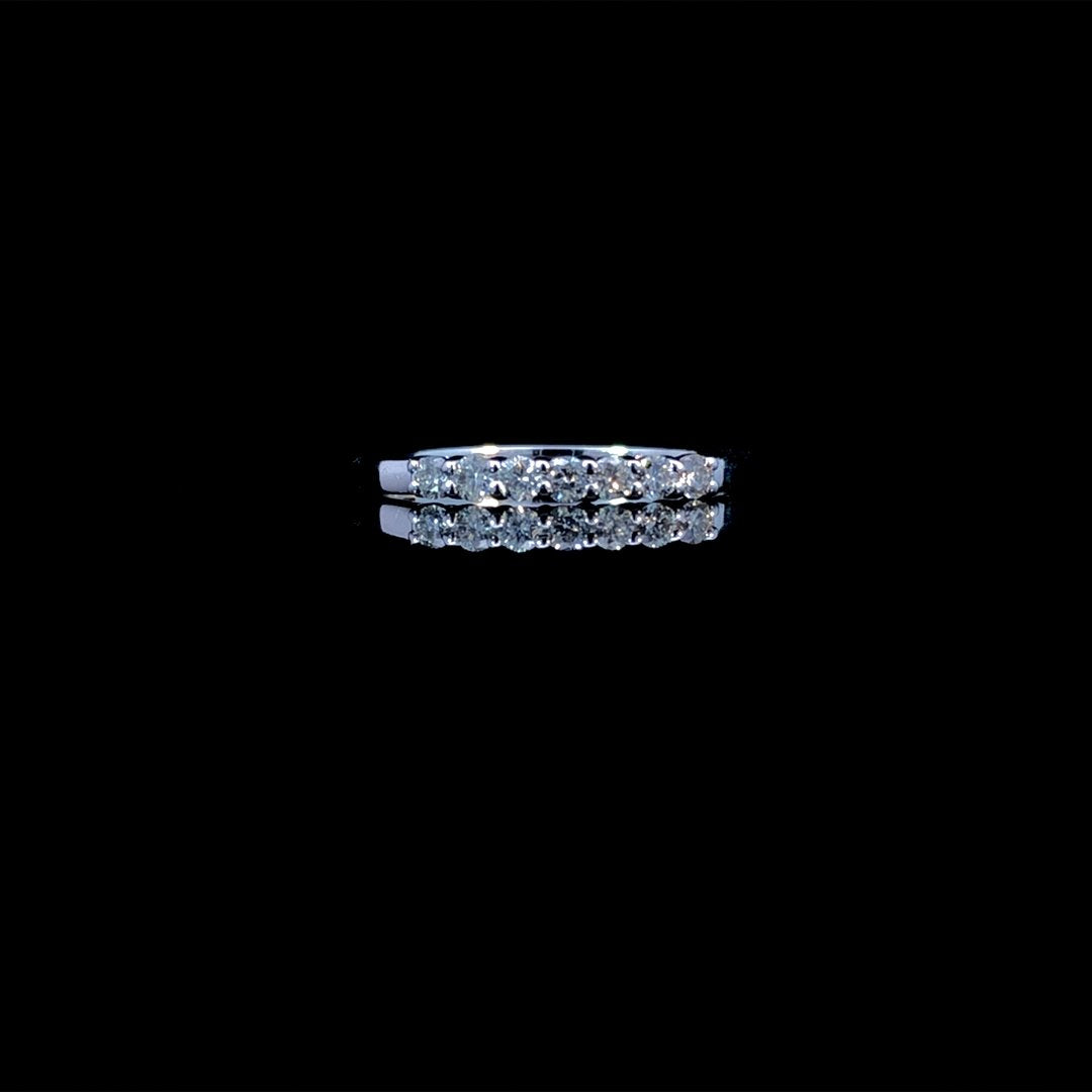 164160 - .25 ctw diamond band