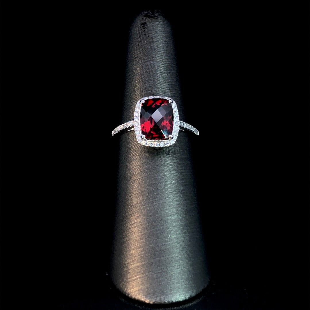 163345 - 3.12 ctw garnet and diamond ring